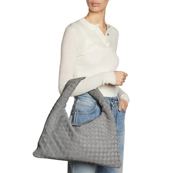 Bottega Veneta Small Hop Intrecciato Grey Suede Shoulder Bag in Sterling Brass - Picture 2 of 12